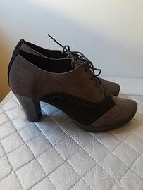 scarpe stringate da donna con tacco numero 39