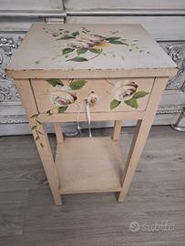 Comodino shabby
