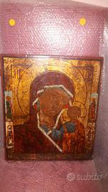 Icona raffigurante la Madonna di Kazan