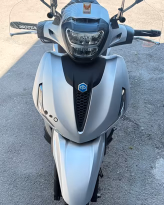 Piaggio Beverly 400