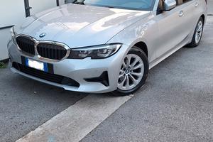 Bmw serie 3 318d - G21 - 2021