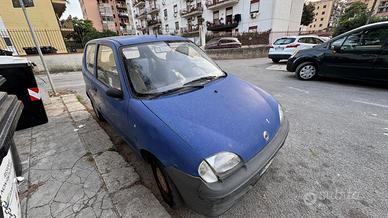 Fiat 600 Blu