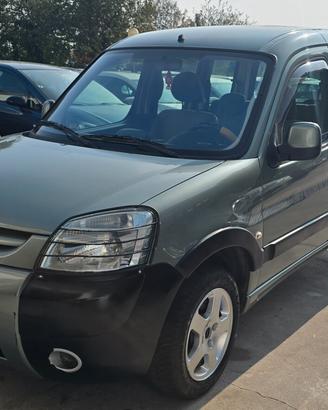 Peugeot Ranch 1.6 HDi 5p. Totem