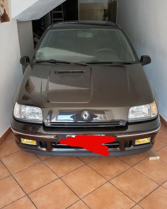 Renault Clio 1.8 16v
