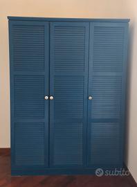 Armadio Blu con 3 ante veneziane 