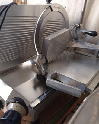 Affettatrice Professionale Omega V33