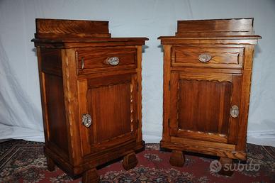 Coppia comodini vintage anni 50 in castagno