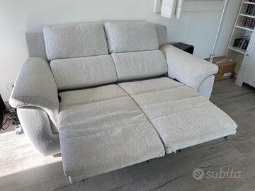Divano estensibile elettrico PoltroneSofà