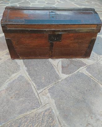 baule antico ristrutturato 