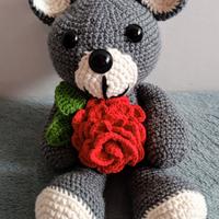 orsetto fatto a mano all'uncinetto 