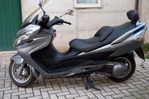 Scooter Suzuky Burgman usato