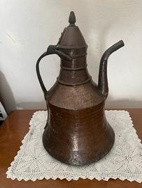 Antica oliera in rame