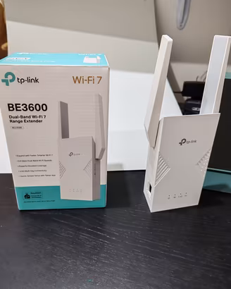 Range extenter TP-LINK RE235BE come nuovo 