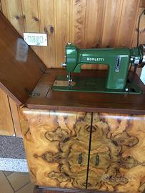 Macchina da cucire  “Borletti”
