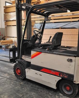 Carrello elevatore