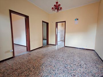 Appartamento da ristrutturare con lastrico
