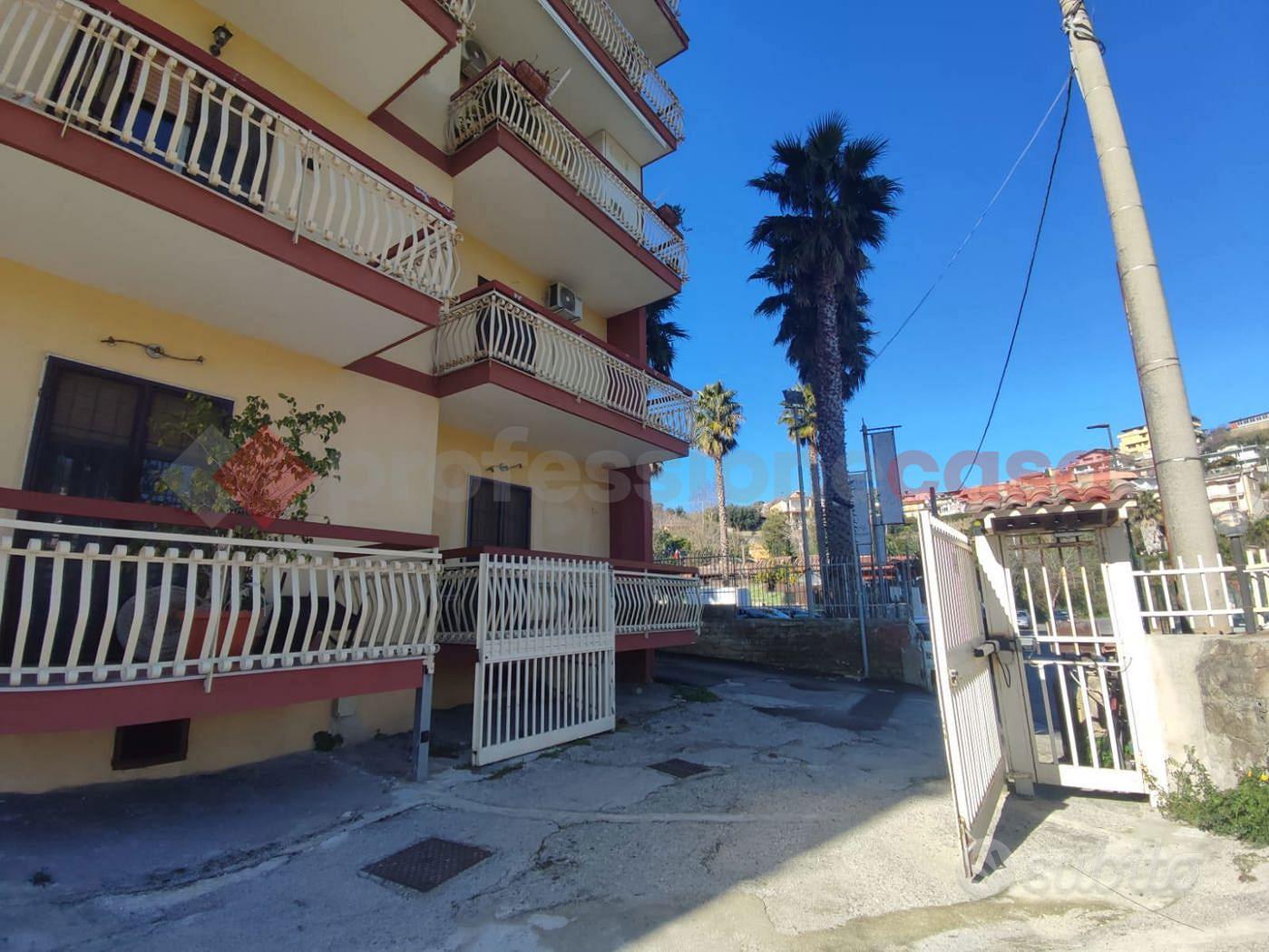 Apartment in Napoli, Pianura, Municipalità 9 - Vista 2