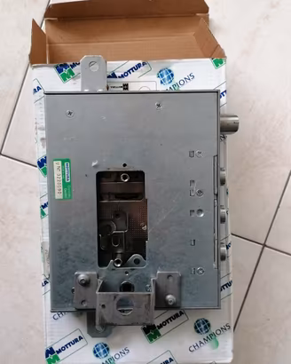 Serratura porta blindata MOTTURA