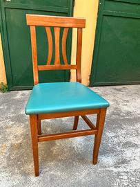 Sedia in legno imbottita