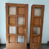 Portoncino da esterno in legno massiccio