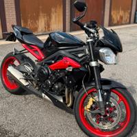 Triumph street triple 675RX