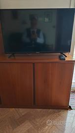 TV LED 40 pollici 