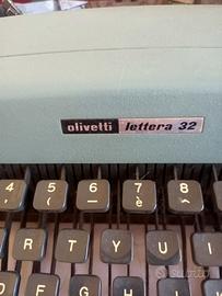 macchina da scrivere olivetti
