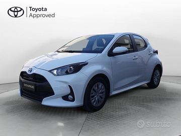 Toyota Yaris 4nd serie 1.5 Hybrid 5 porte Active
