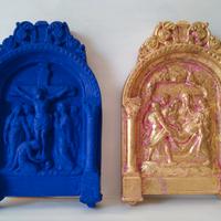 COPPIA DI FORMELLE in gesso