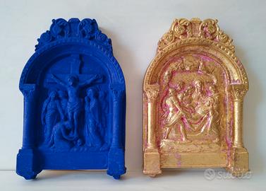 COPPIA DI FORMELLE in gesso