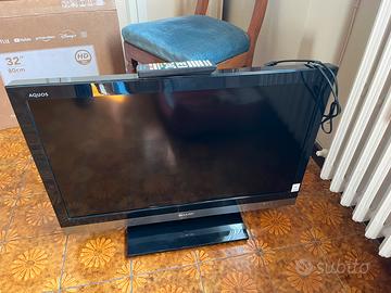 Sharp Acquos 32”