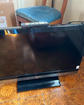 Sharp Acquos 32”