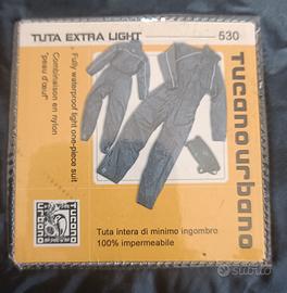Tuta anti pioggia da moto