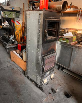 Stufa a legna x garage