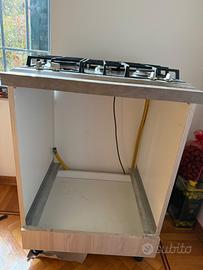 Base cucina forno-fornello
