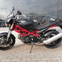 Ducati Monster 695