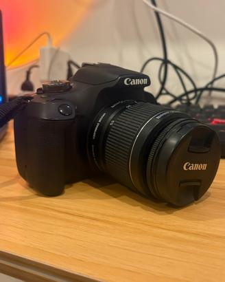 Canon EOS D2000 + Obiettivo 18-55mm + 128gb SD