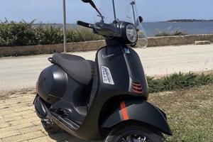 Vespa 300 gts super sport 