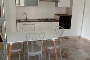 Bilocale ristrutturato vicino ospedale civico