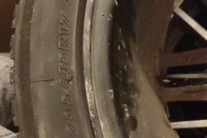 4 Cerchi Audi + Gomme Invernali Maxtrek M7