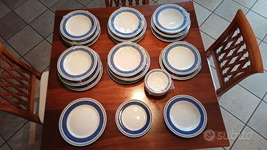 Servizio di piatti per 12 marca Saturnia - NUOVO