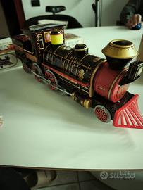 locomotiva in latta a batteria 1960