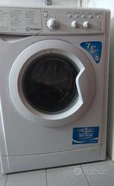 Lavatrice Indesit 7kg - Classe A++ - Buone cond.