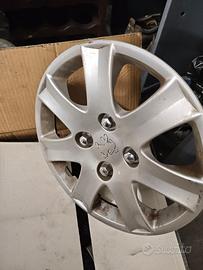 pneumatici invernali e copricerchi Peugeot 