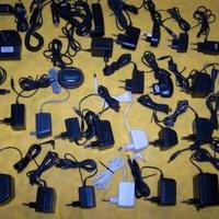 Alimentatori usati per cellulare, vari modelli,