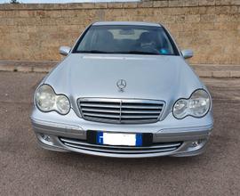 MERCEDES Classe C (W/S203) - 2004