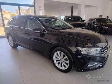 Volkswagen Passat Variant 2.0 TDI SCR 122 CV EVO D