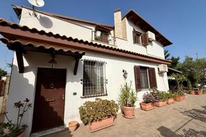VILLA SINGOLA A CARINI