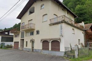 Immobile in asta di 260 m² con 3 locali e box auto