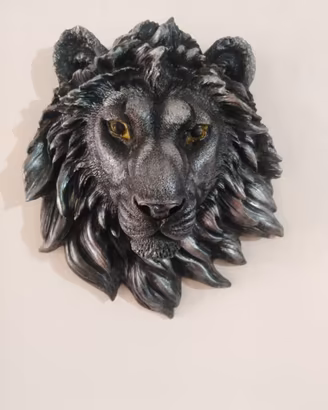 Testa di leone in gesso 